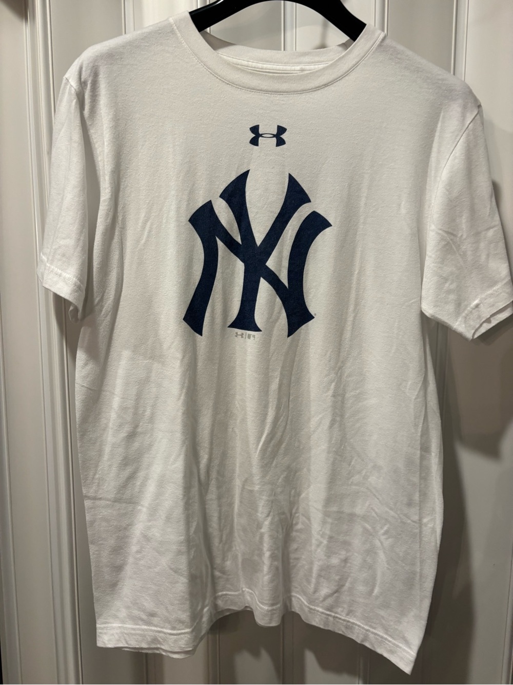 New York Yankees Size Medium